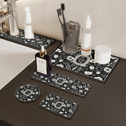 Multi-sized Black and White Vintage-style Water-absorbing Mat