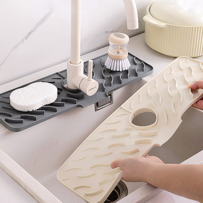 Wavy Silicone Faucet Draining Mat – Non-Slip & Thickened Design