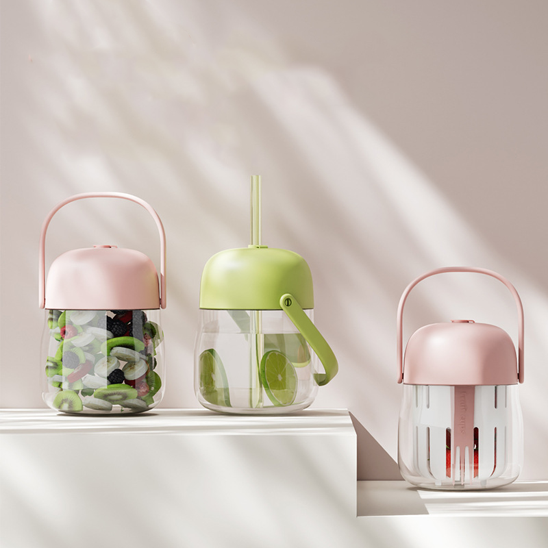 Salad & Fruit Cup – Built-in Ice Pack & Drainable Design