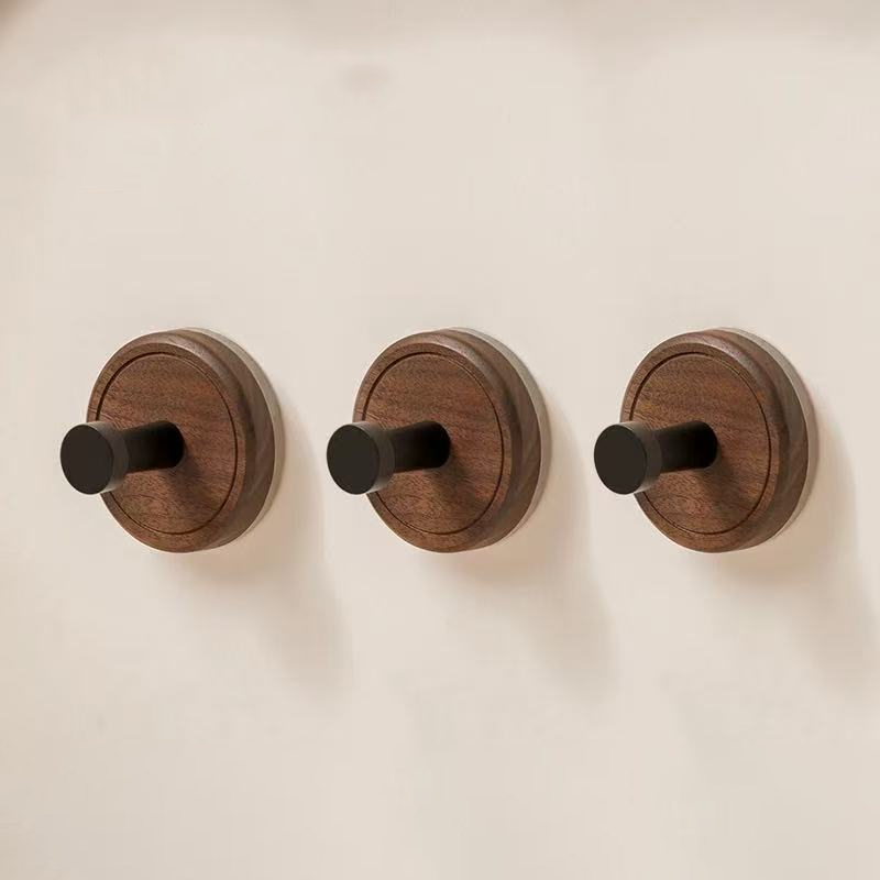 Wooden Suction Cup Hook – Strong Load Capacity, No-Trace Installation